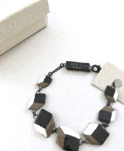 bracelet cube en céramique | Claire Hecquet-Chaut