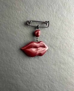 Broche-originale-fait main-france-french style-bouche-bisou
